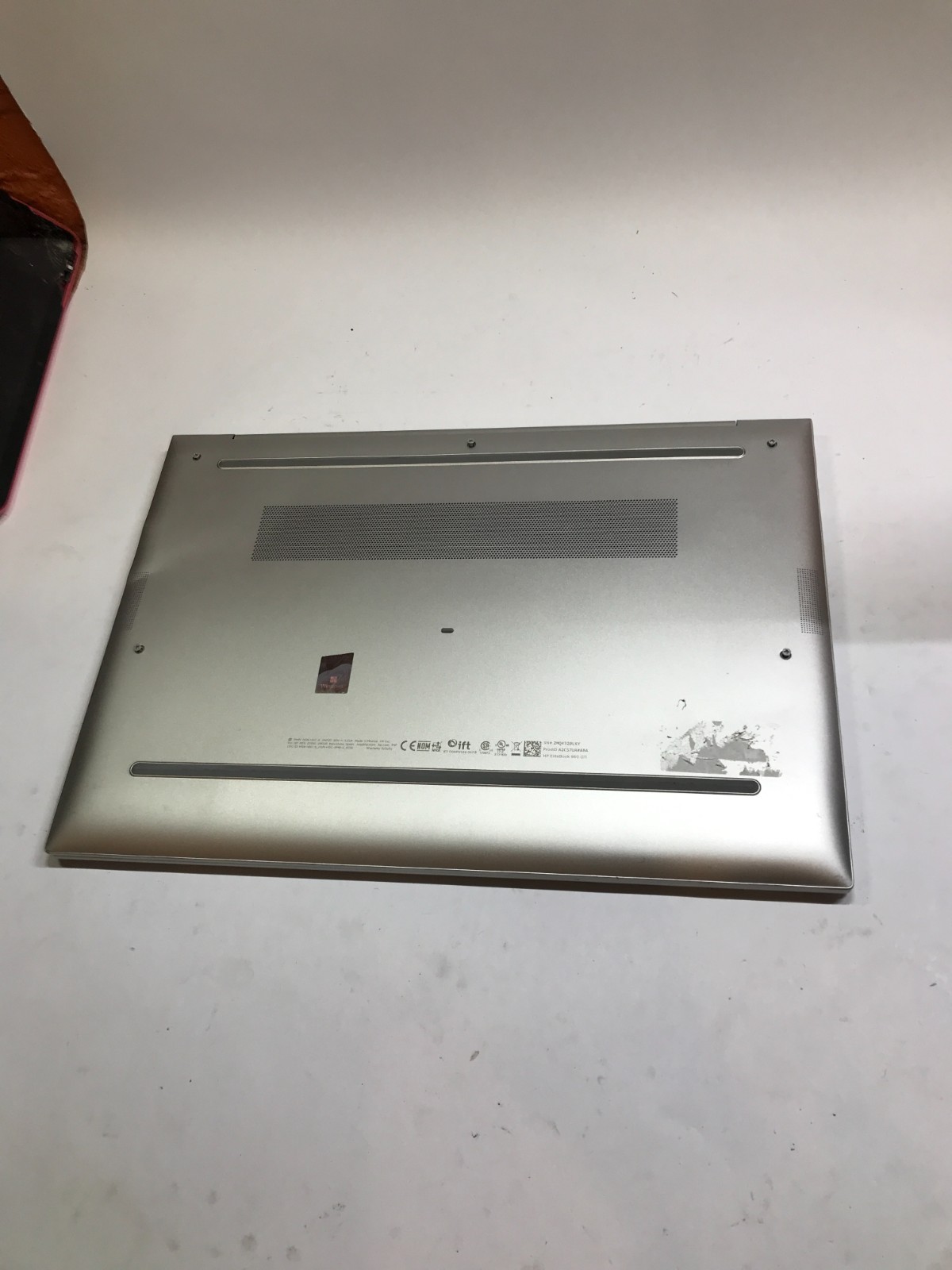 HP EliteBook 860 G11 16″ Intel Core Ultra 7 155U NO RAM NO SSD/OS For Parts – DW