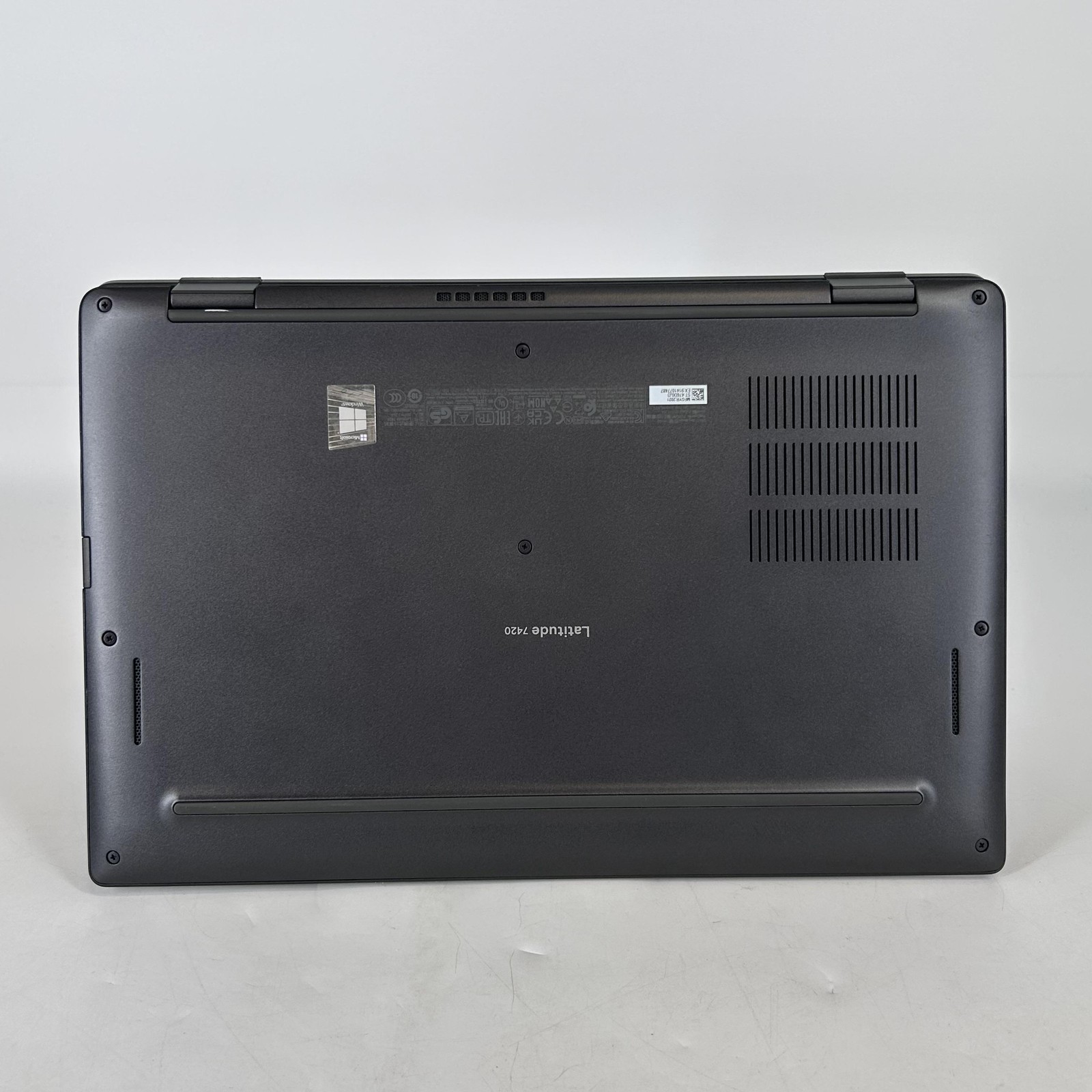 Dell Latitude 7420 14 2021 Gray FHD i7-1185G7 3.00GHz 16GB 256GB SSD Very Good