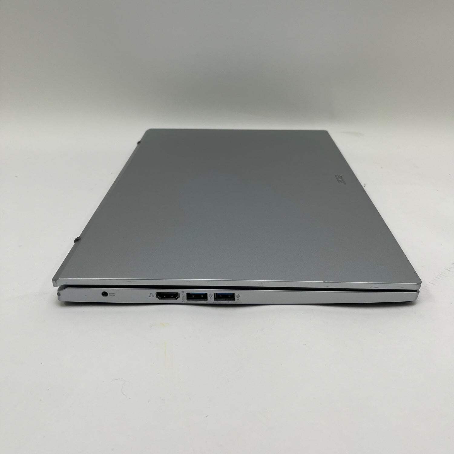 Acer Aspire 3 15.6″ i5-1235U 1.3GHz 8GB RAM 256GB SSD