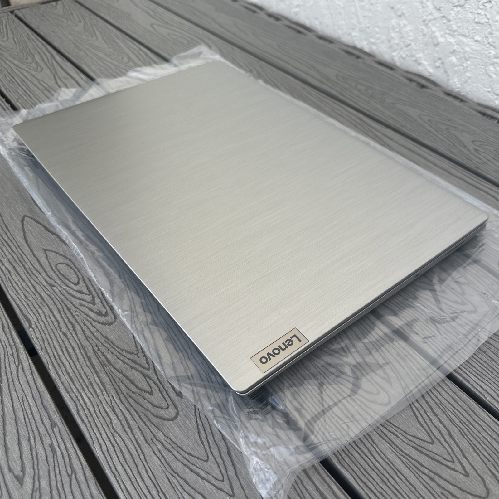 Lenovo IdeaPad 3 15.6″, 256GB SSD, Intel Core i3 11th 3.0 GHz, 8GB Ram, Laptop