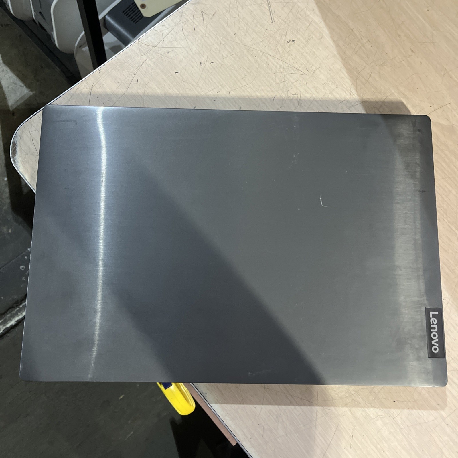 LENOVO V15-ADA AMD ATHLON GOLD 3150U 8GB RAM NO HD