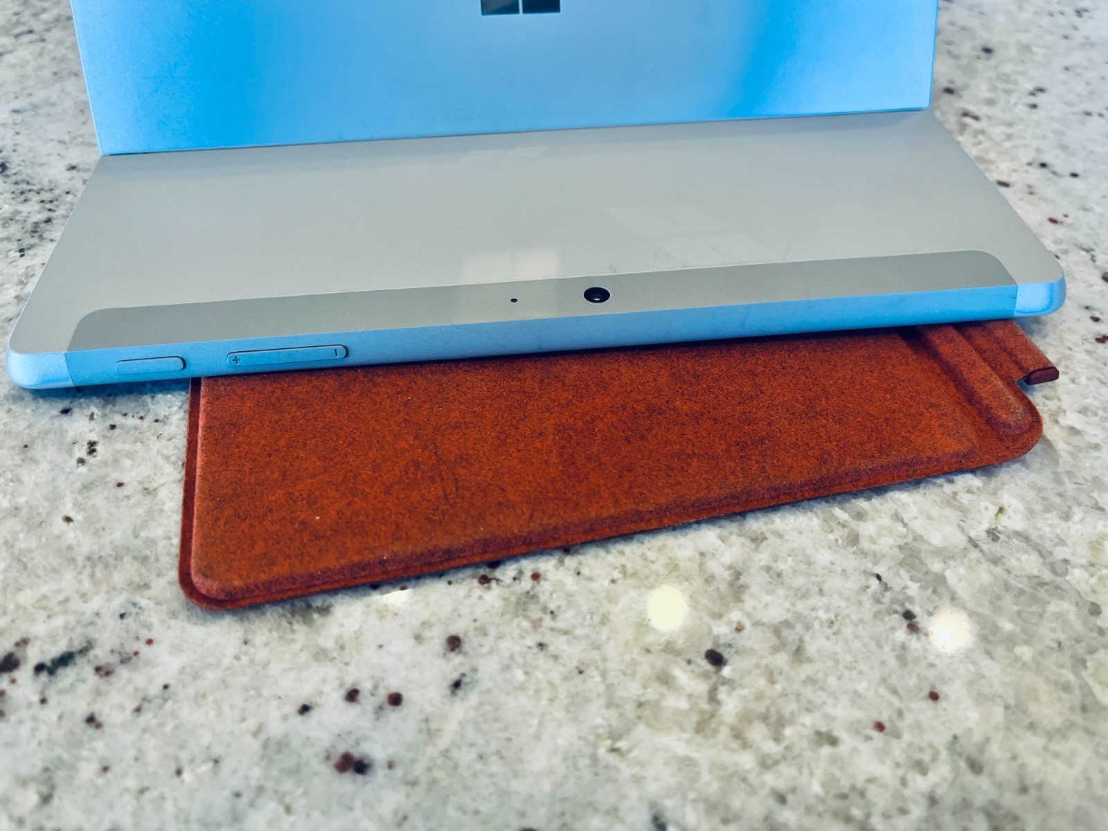 MS Surface Go 3, TypeCover, Power Supply, 8GB RAM, 128GB SSD, Battery Health 88%