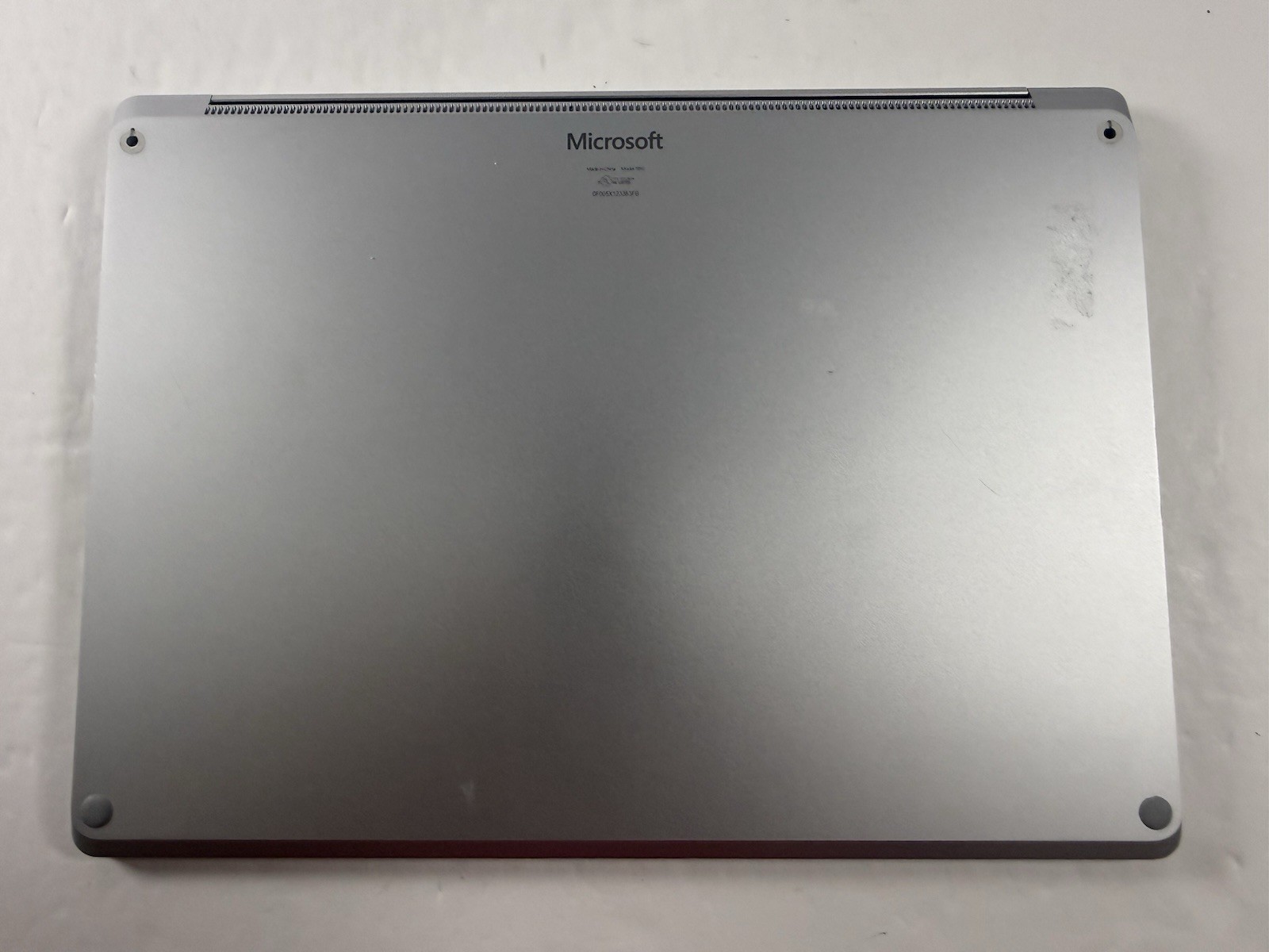 Microsoft Surface Laptop 5 13.5” 1950 Intel Core i7-1265U 16GB RAM 512GB NVME