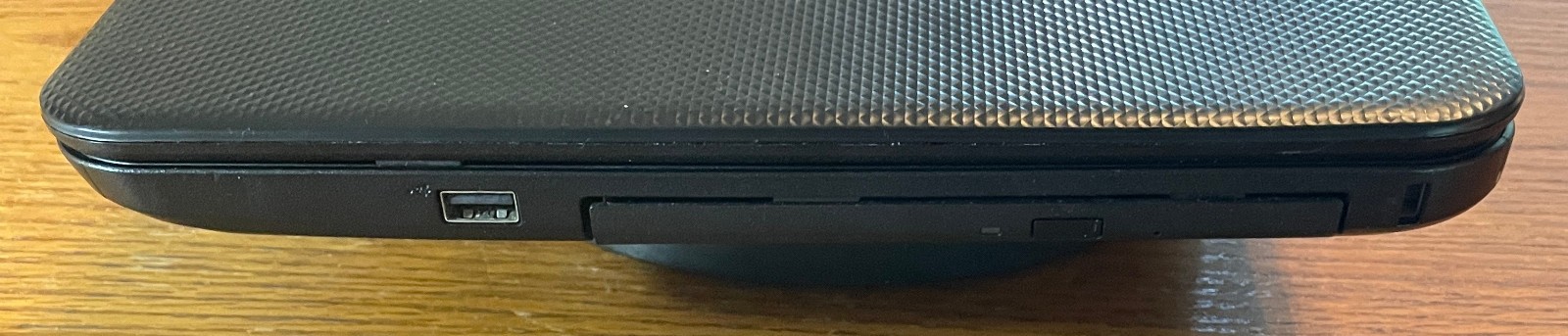 DELL INSPIRON 15-3537 Laptop 15″ i3 256gb+1tb Linux Mint 22.3-extras-17
