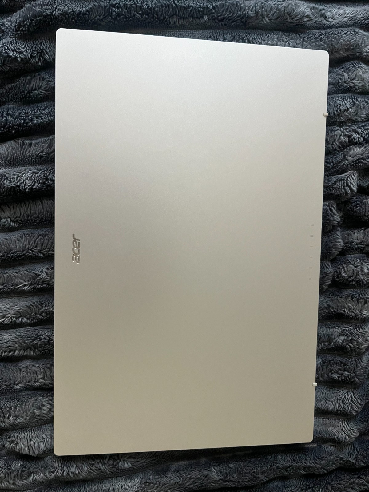 Acer Aspire 3 – 15.6″ Full HD | Ryzen 3 7320U | 8GB RAM | 256GB SSD |