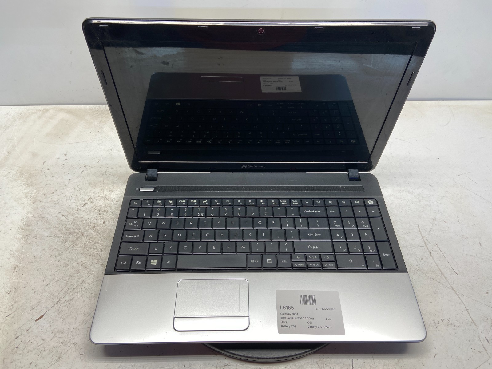 Gateway N214 Intel Pentium B960 2.2GHz 4 GB NO HDD