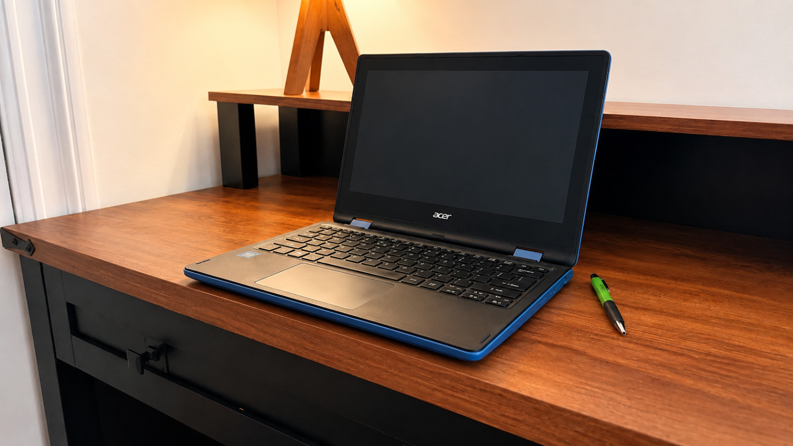Acer Aspire R3-131T | 11.6″ Touchscreen 2-in-1 Laptop | Intel Celeron | 2GB RAM