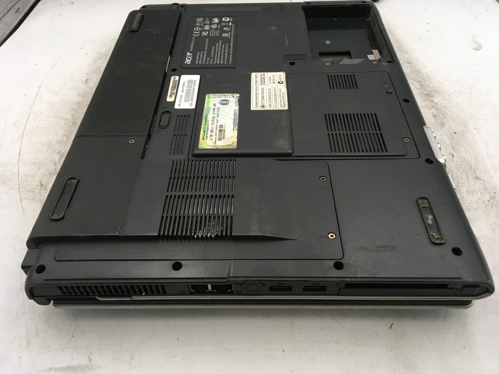 ACER ASPIRE 3000 ZL5 – BOOTS TO BIOS – AMD SEMPRON 3000 – 4GB RAM – READ DESC-BB
