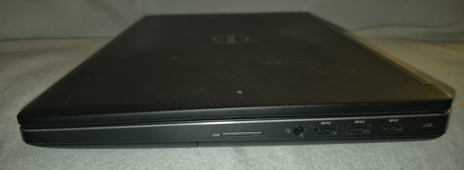Dell Precision 7510 15.5″ Laptop Intel Core i7 6820HQ @2.70GHz 32GB RAM Win 10