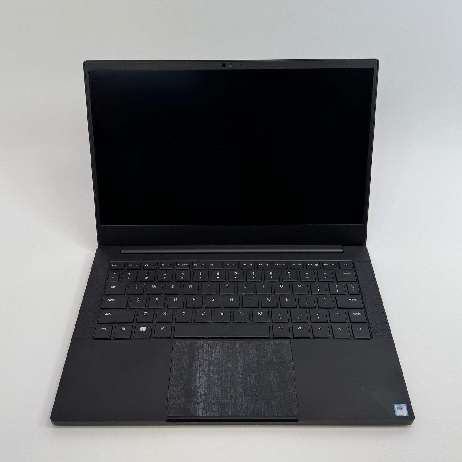 Razer Blade Stealth RZ09-0281 13.3″ i7-8565U 16GB RAM 256GB SSD GeForce MX150