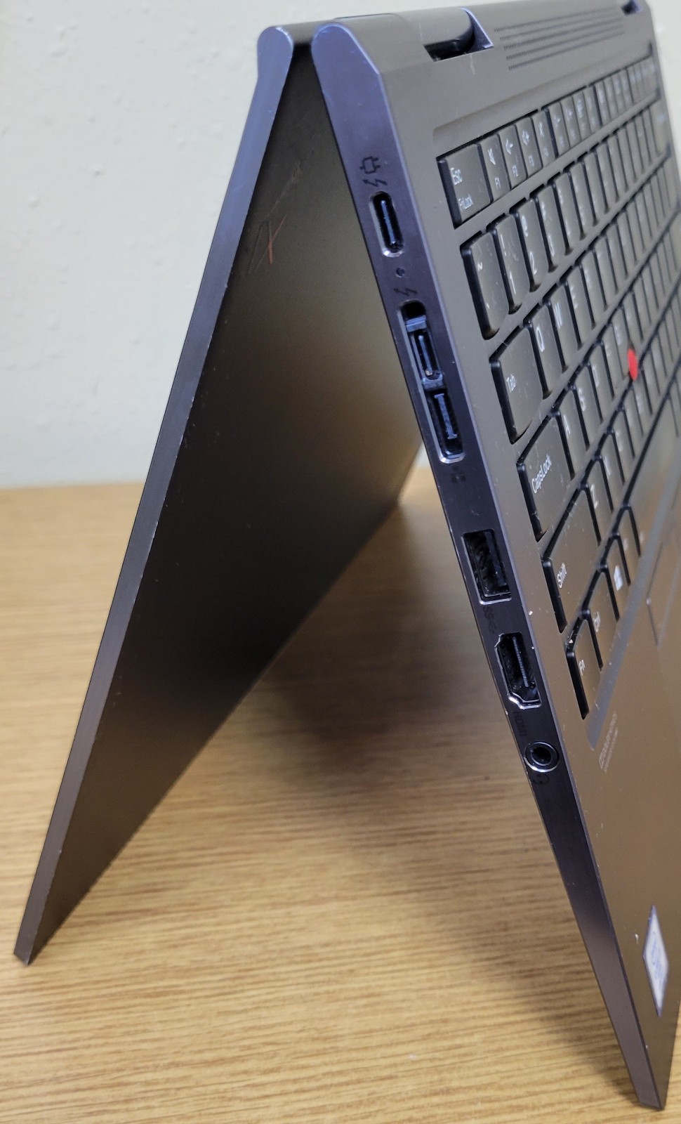 (Lot of 2)Lenovo ThinkPad 360 X1 Yoga Gen 4 i7-8665U 1.90GHz 16GB QHD No OS