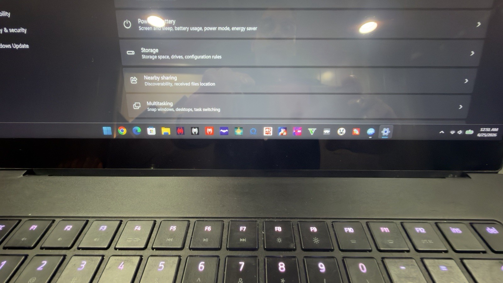 Razer Blade 15 Advanced 318Hz FHD 8 Core i7-10875H 16GB 1TB RTX 2080 SUPER READ