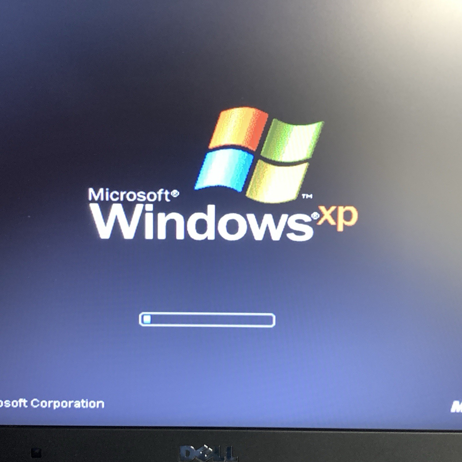 Dell Latitude E6500 Laptop Core 2 Duo P8700@2.53GHz 2.95 GB Ram Windows XP Pro