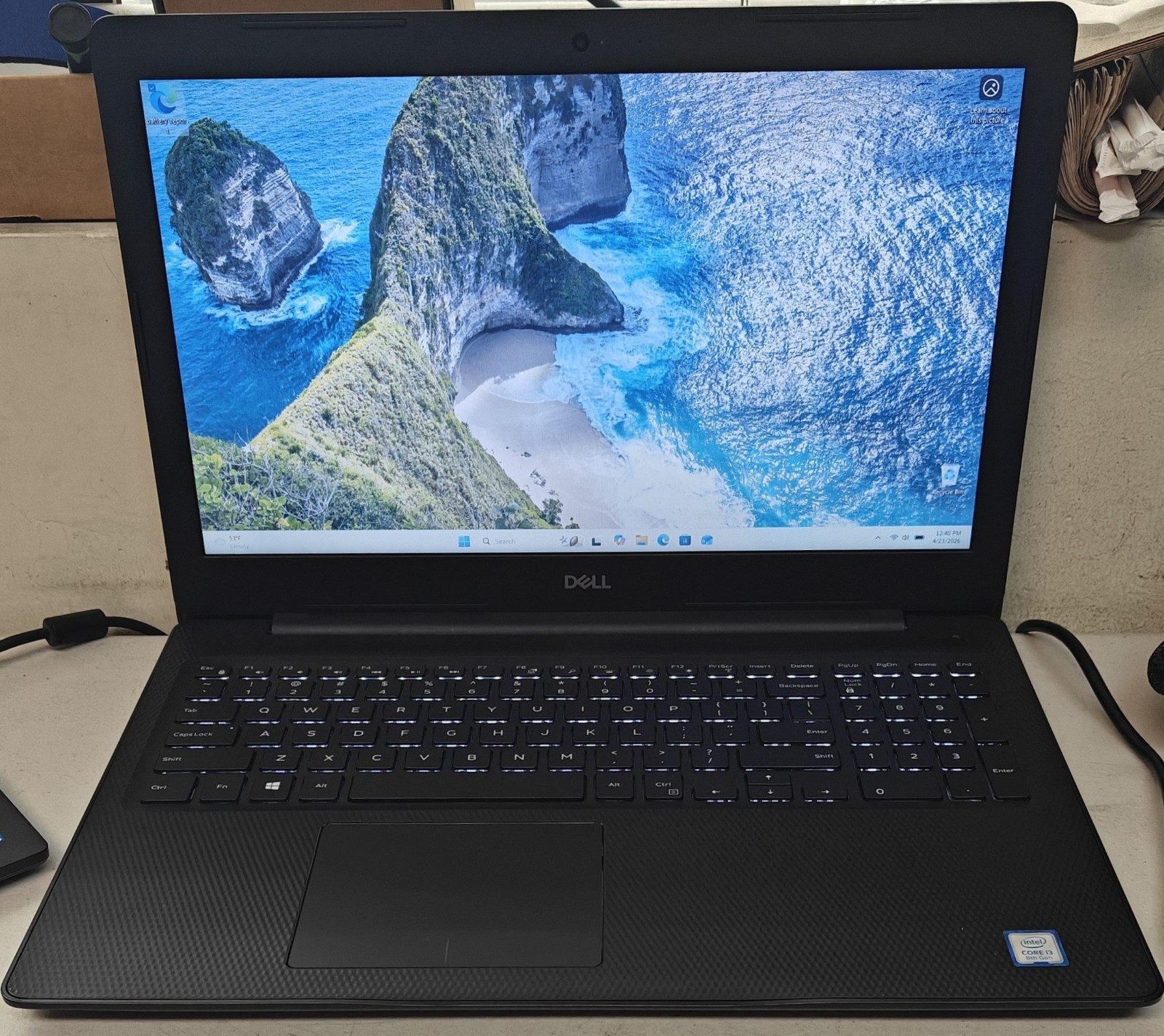 Dell Inspiron 3583 Touch i3-8145u 2.1GHz, 8GB RAM, 256GB M.2 SATA, Win11 Home