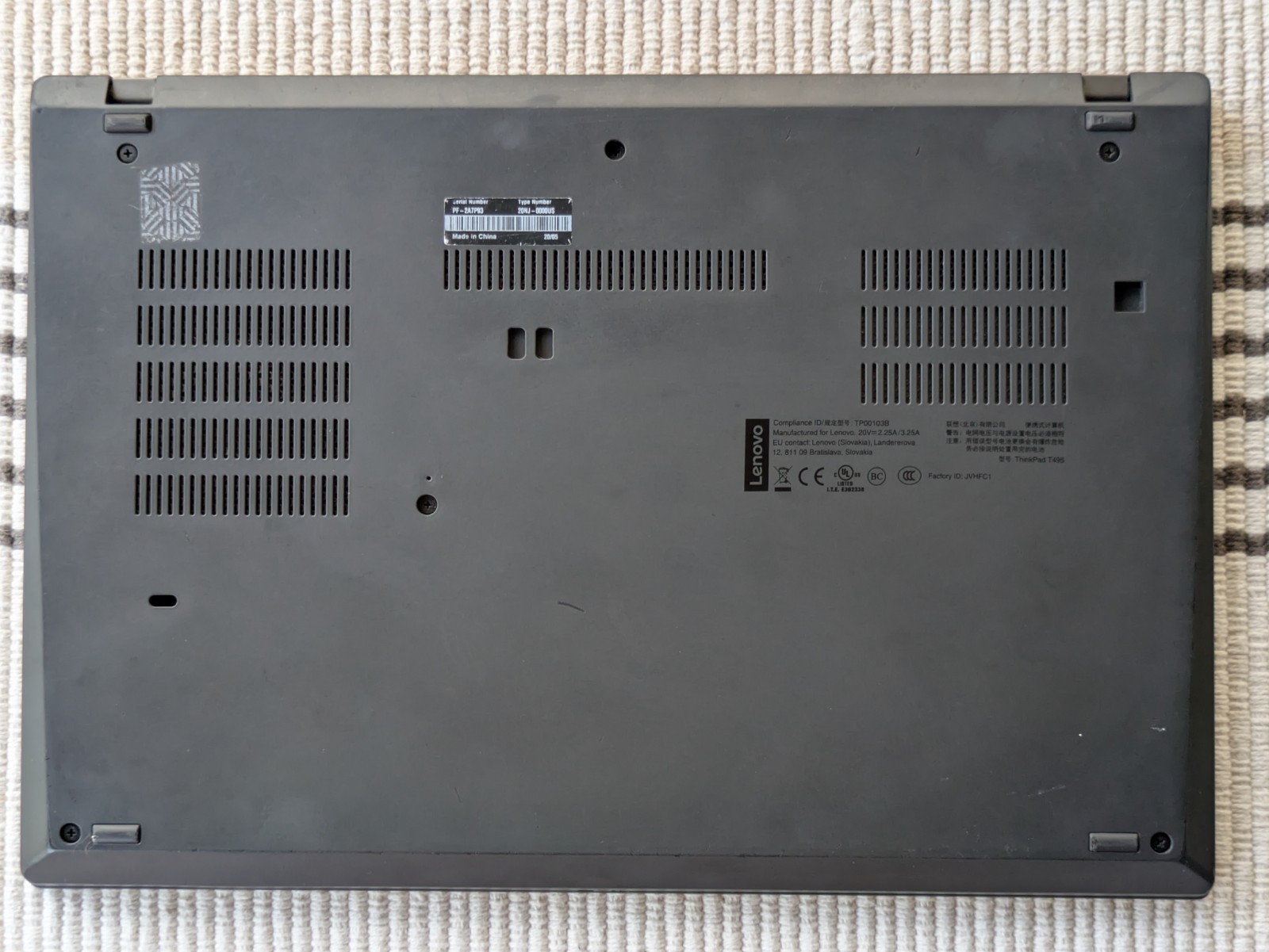 Lenovo ThinkPad T495 (Ryzen 5 Pro 3500U/24 GB RAM/500 GB SSD)