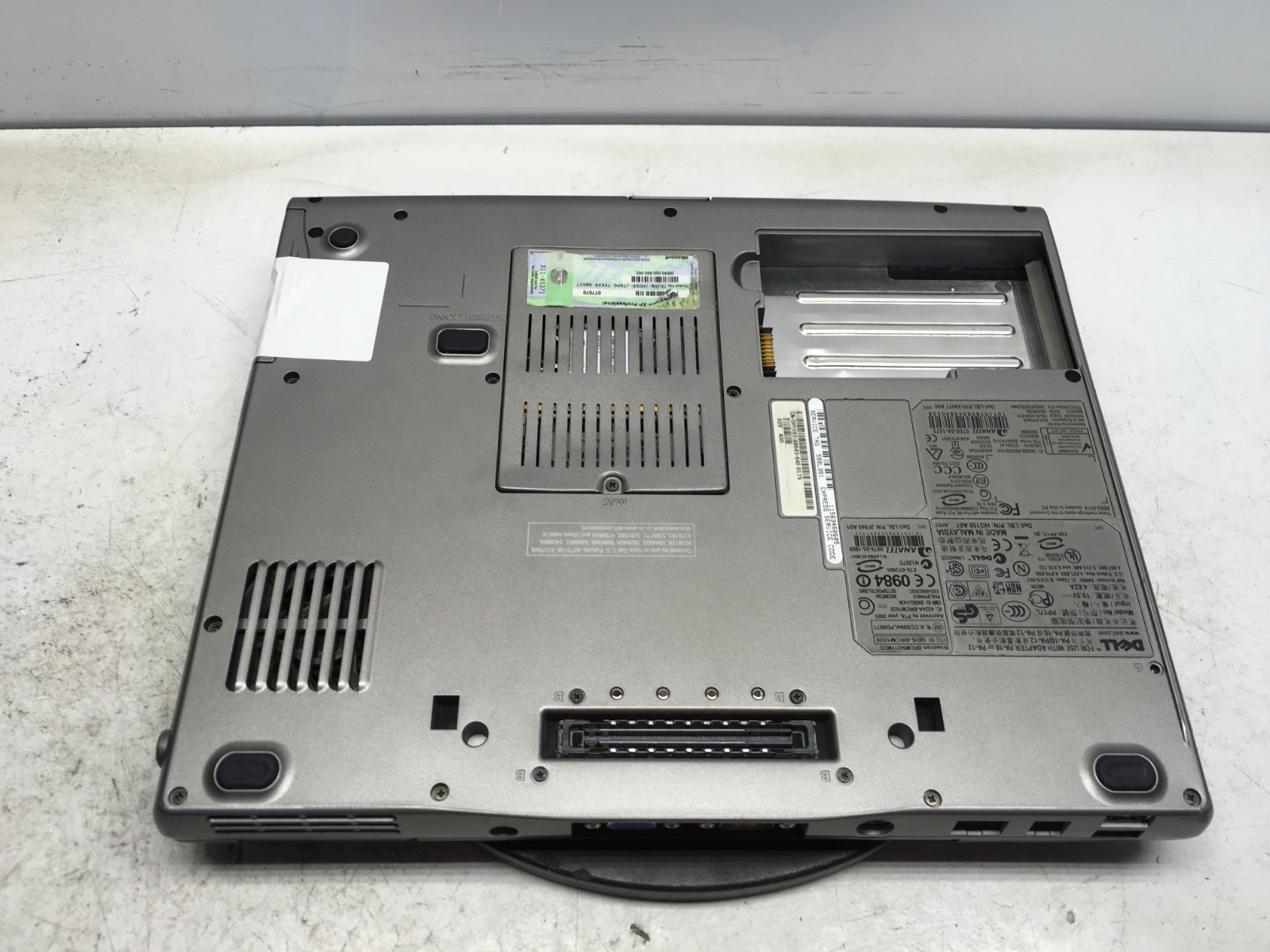 Dell Latitude D520 Intel Celeron M 06E8 1.46GHz 512 MB NO HDD