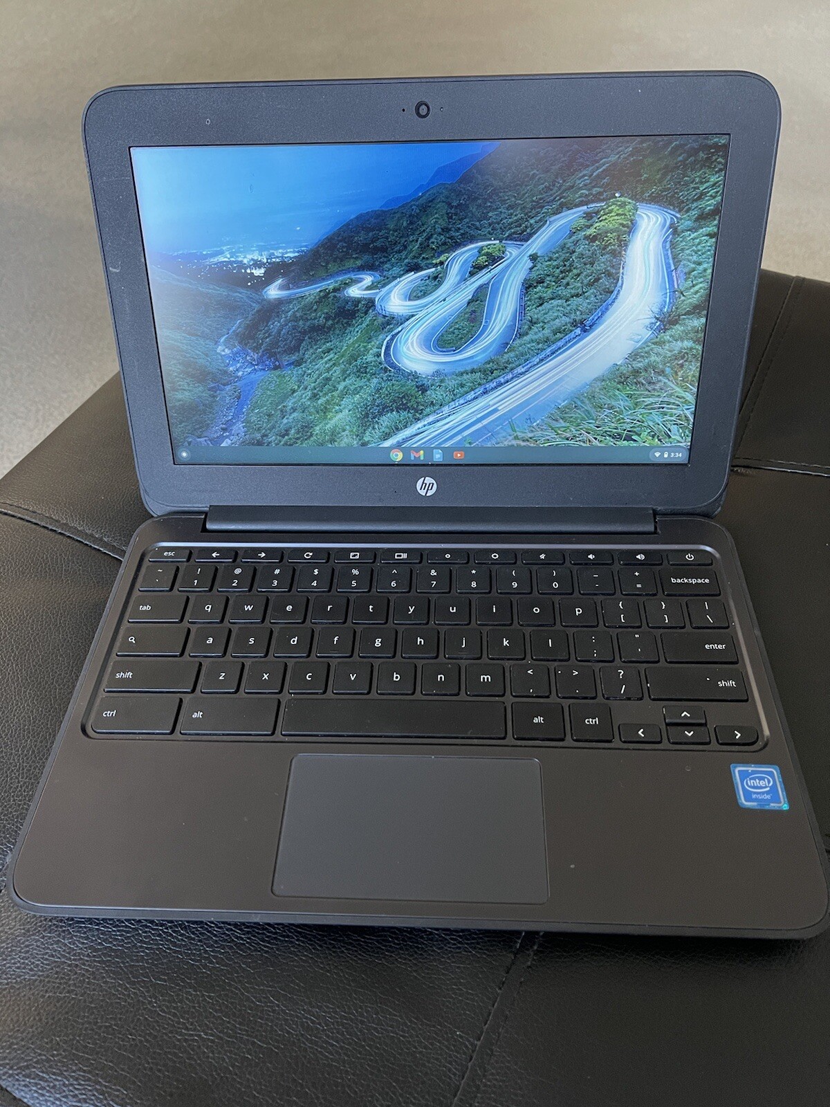 hp chromebook 11 g4 4GB RAM 16 GB HD Wifi/ AC Included