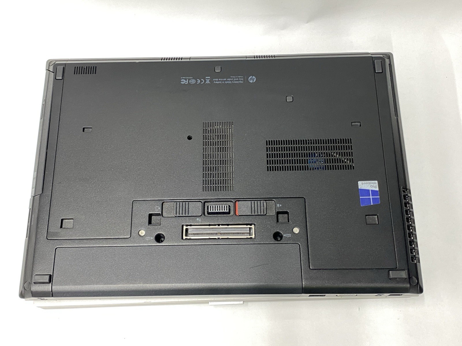 Lot of (2) HP EliteBook 8470P – 1600×900 – i7-3540m – No RAM/SSD/OS – READ