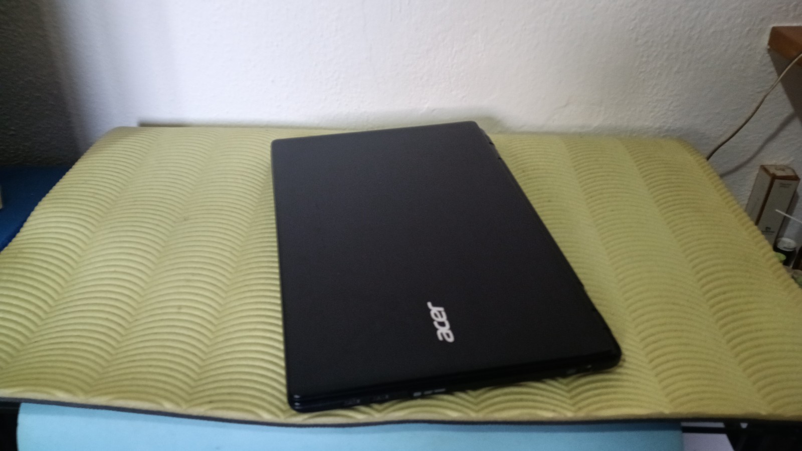 Acer Aspire E1-521G AMD A8-6410 8GB 256GB SSD 15.6″ AMD RADEO R5 M240 2GB