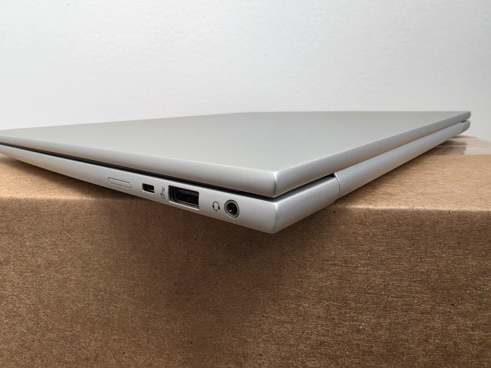 HP EliteBook 840 G11 Ultra 5 125U 8GB Ram No SSD No OS ***AS-IS*** ***READ******