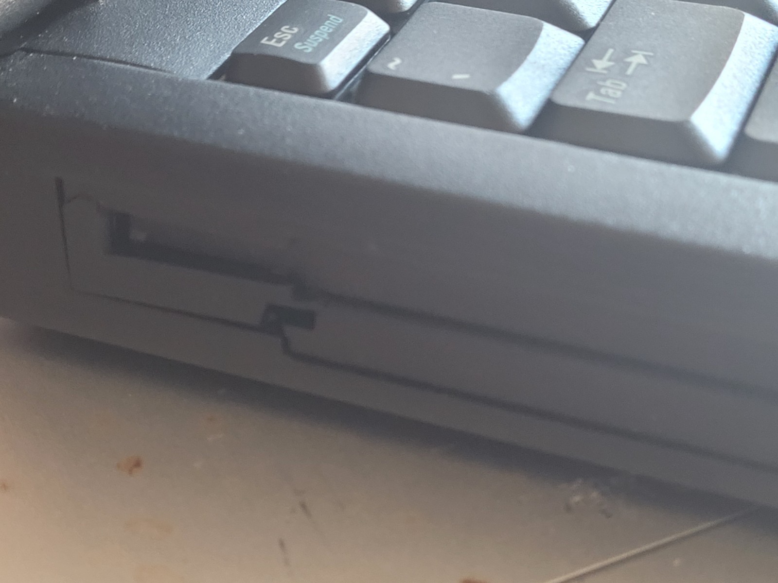 Vintage Dell Inspiron 5000e Laptop P III PPM 700 MHz, 128 MB RAM WinXP