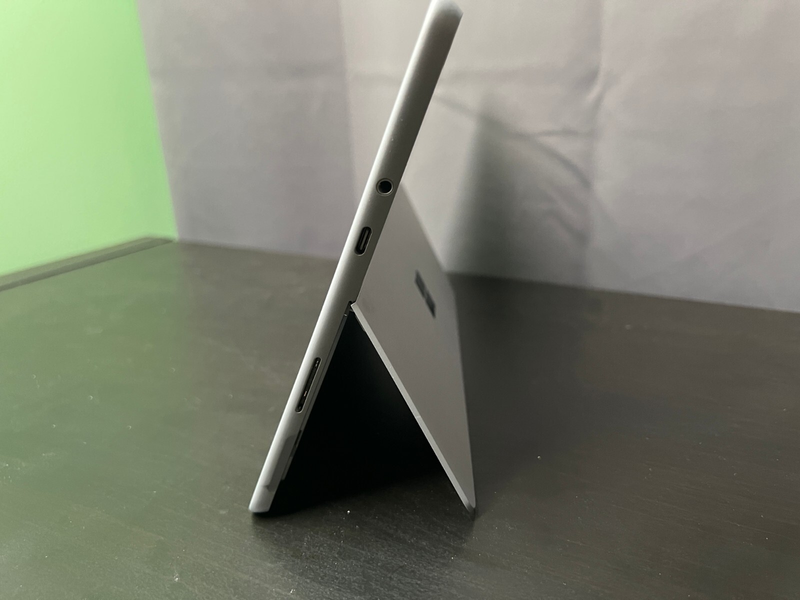 Microsoft Surface Go 2 (10.5″, LTE, Intel m3 8100Y, 8GB, 128GB, 1927, Win 11)
