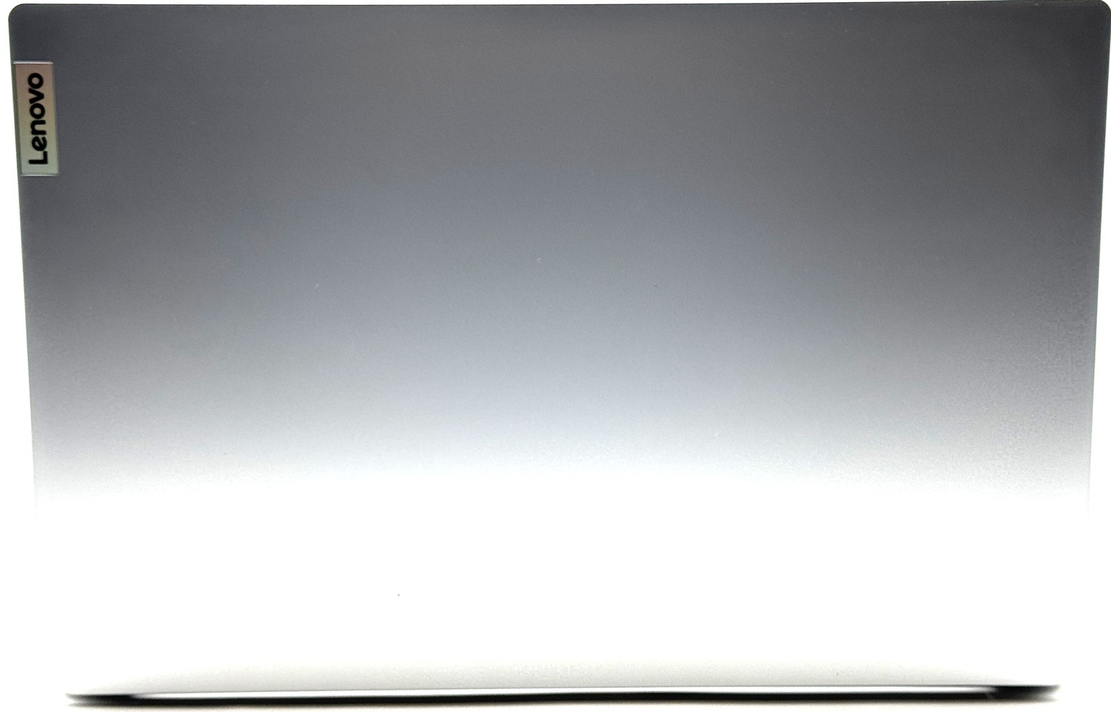 Lenovo IdeaPad 1 – 15.6″ FHD – AMD 7220U – 4GB RAM – 125GB NVME SSD – Silver
