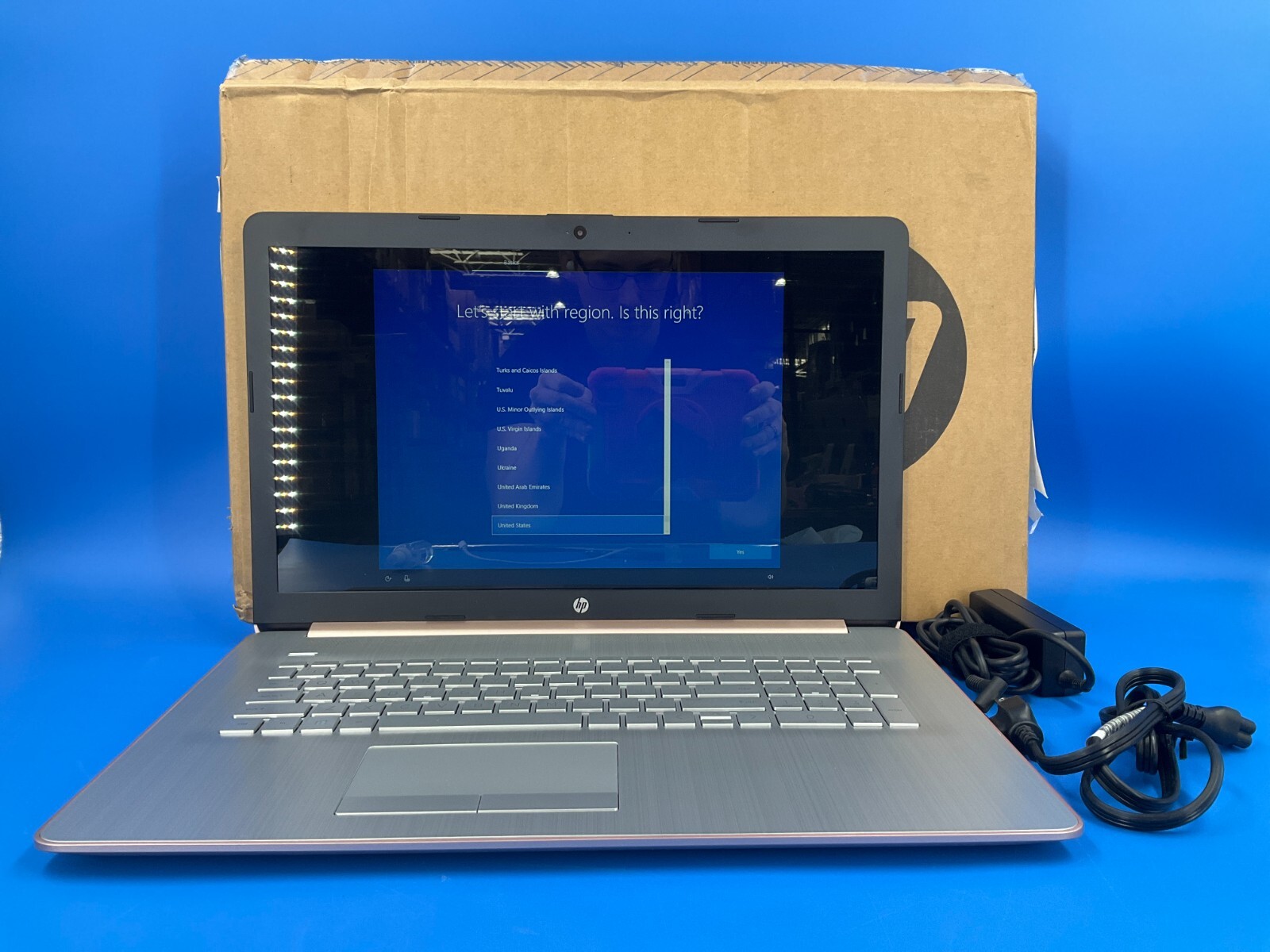 HP Laptop 17-by4000ds i5-1135G7 8GB 256GB BT4.2 WiFiAC 17.3W W11H Rose 4L2P9UA#A