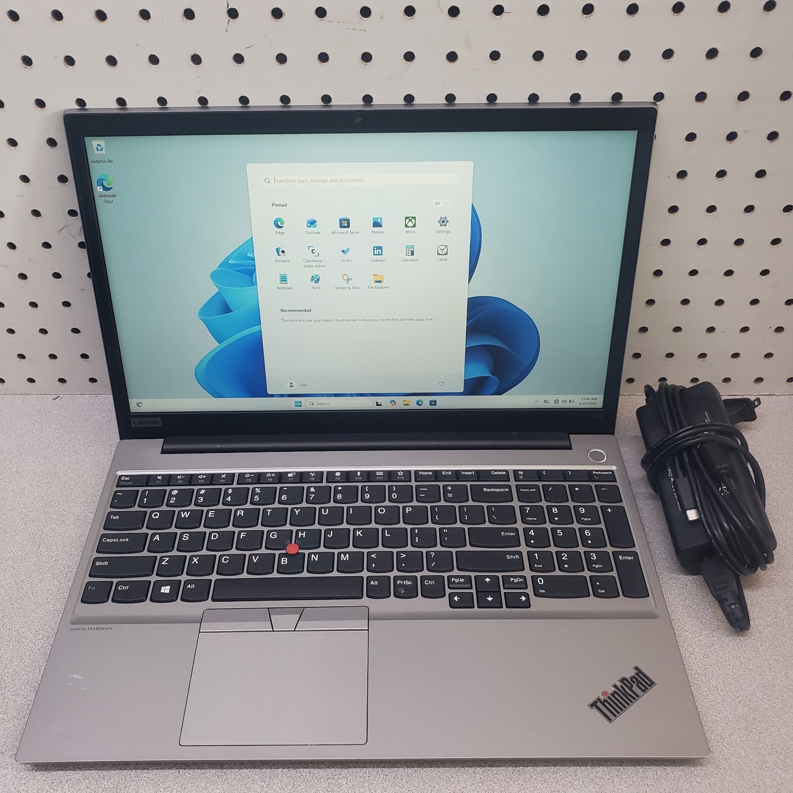 Lenovo ThinkPad E15 15.6″ FHD Intel i7-10510U 512GB SSD 16GB Win11 Pro
