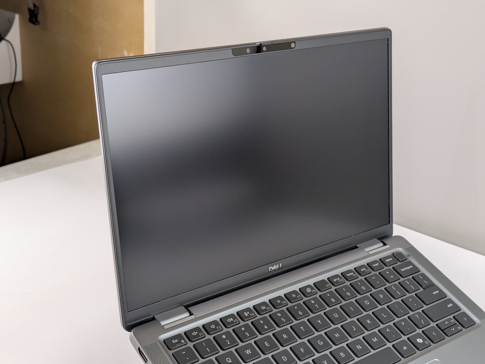 Dell Latitude 7450 14″ Core Ultra 5 135U 32GB RAM 512GB SSD WUXGA Windows 11 Pro