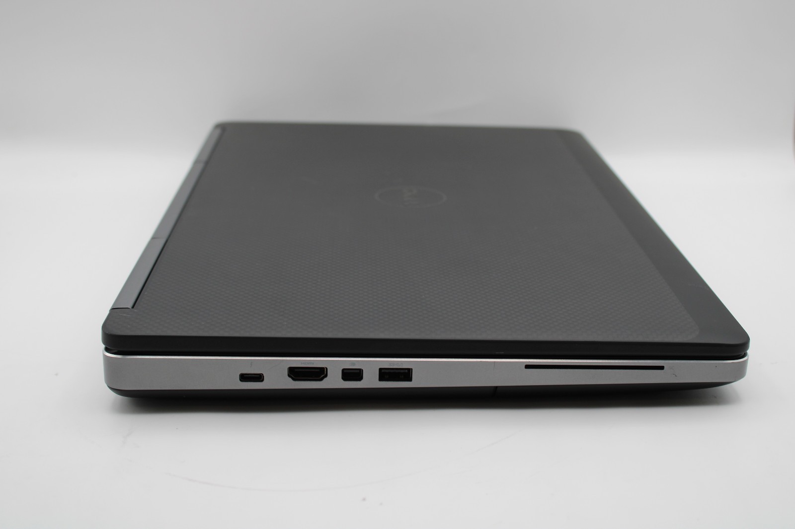 Dell Precision 7520 Xeon E3 @ 3.1 GHz 40GB RAM 256GB SSD NVIDIA M2200 No OS
