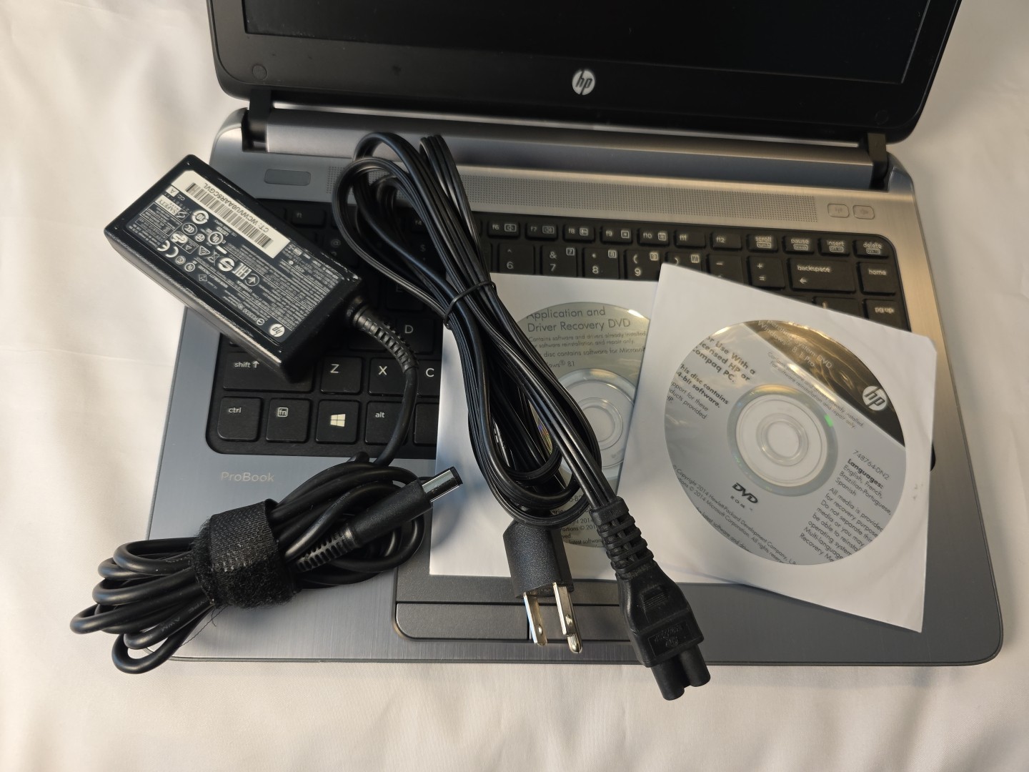 HP Probook 430 G2 i3-4005U 1.70GHz 4Gb RAM 500Gb SATA HDD w/power adapter DVDs