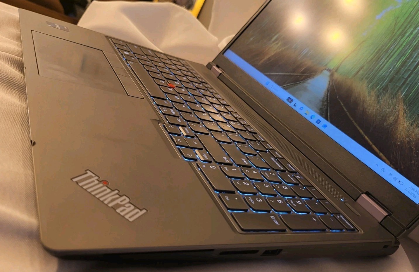 Lenovo ThinkPad P16 12th Gen i7-12850HX 24xCPU@2.1GHz 32GB RAM 512GB SSD 070202