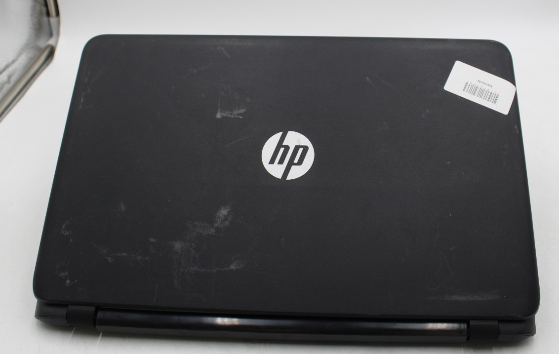 HP 15 Notebook 15.6in 750 GB HD 8 GB RAM AMD A8-6410 30 day warranty No OS