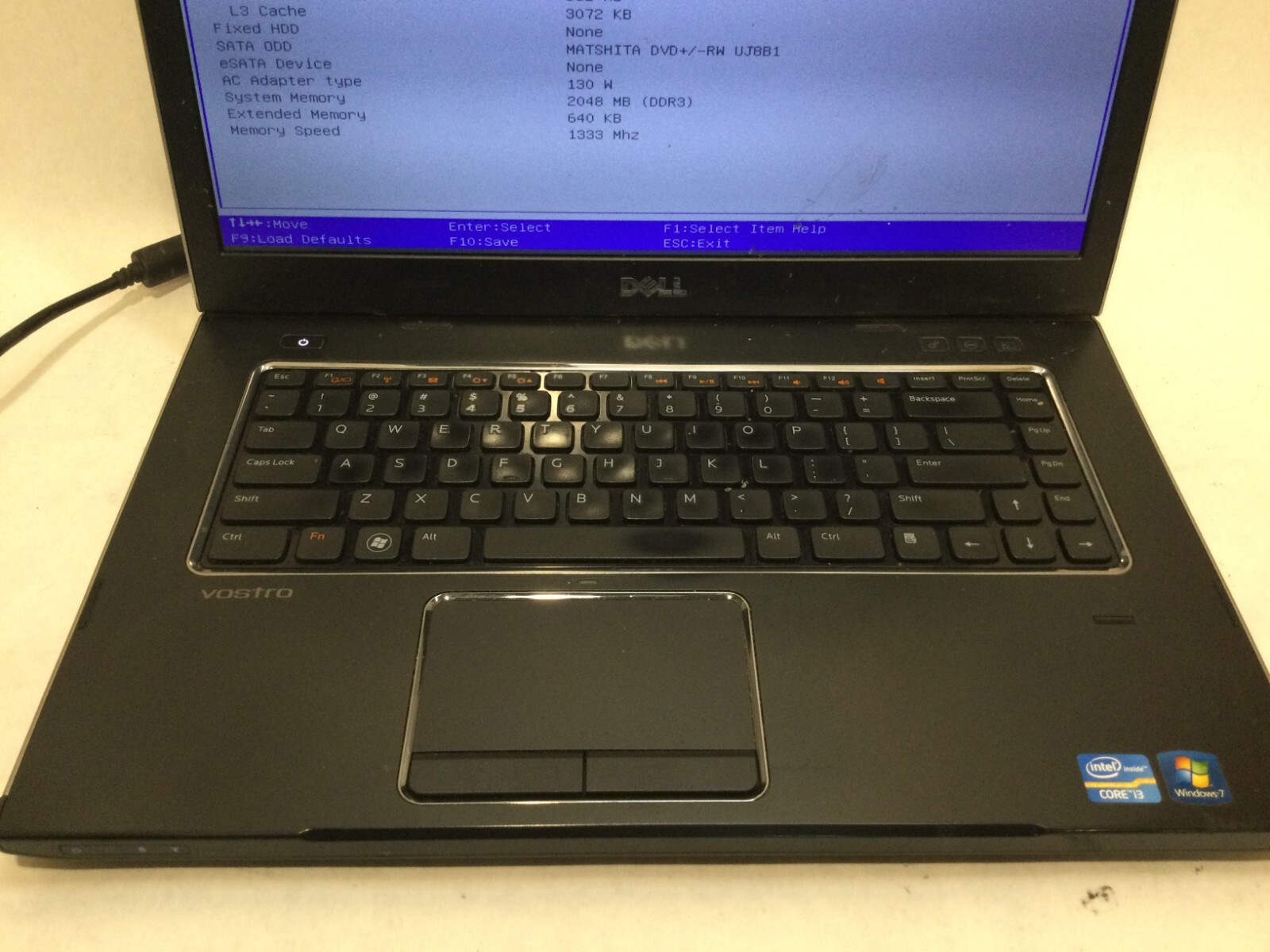 Dell Vostro 3550 14” / Intel Core i3-2310M @ 2.10GHz / (MISSING PARTS!) -MR