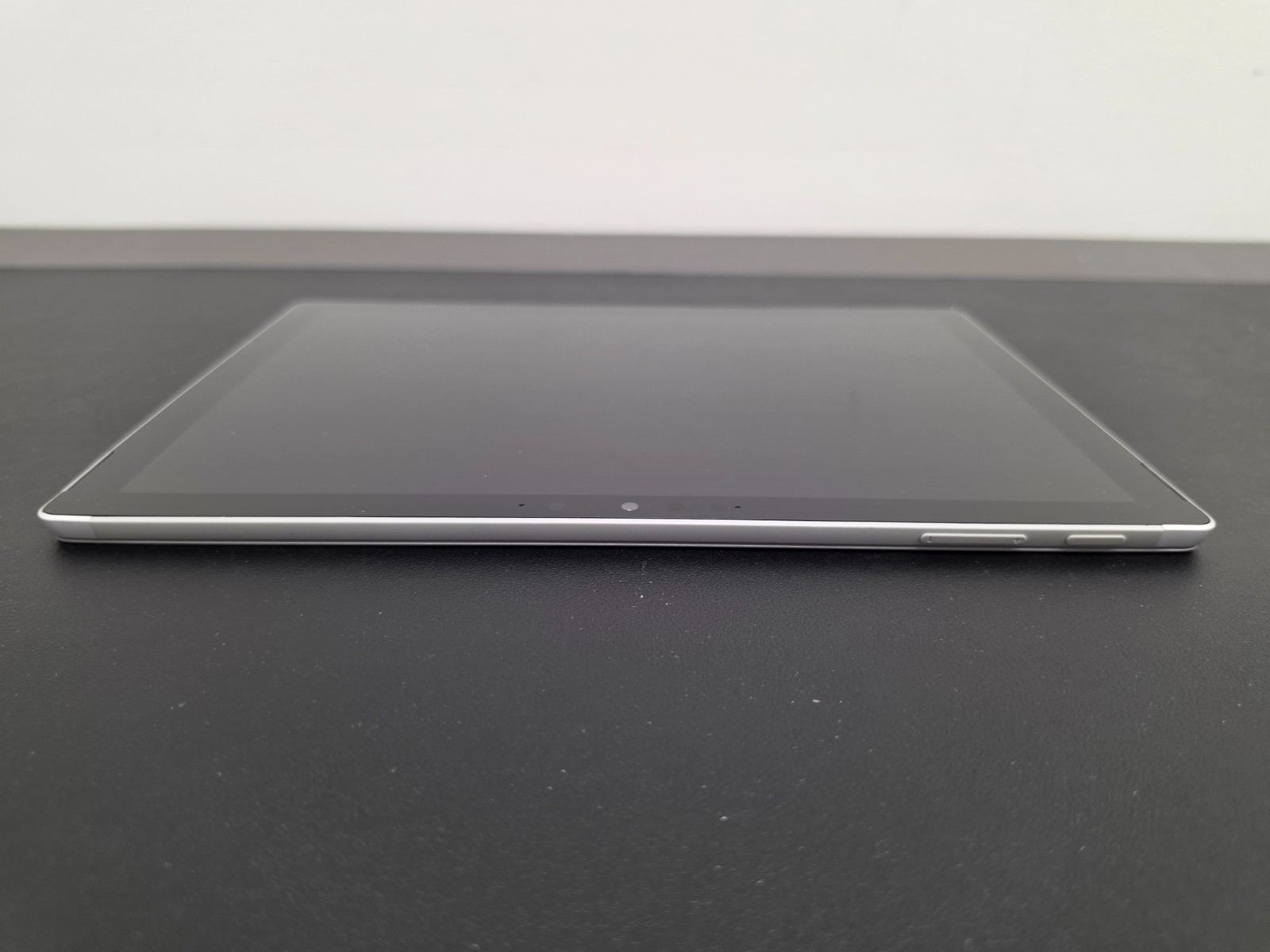 Microsoft Surface Pro 7+ i5-1135G7 16GB Ram 256GB SSD Win 11 Pro