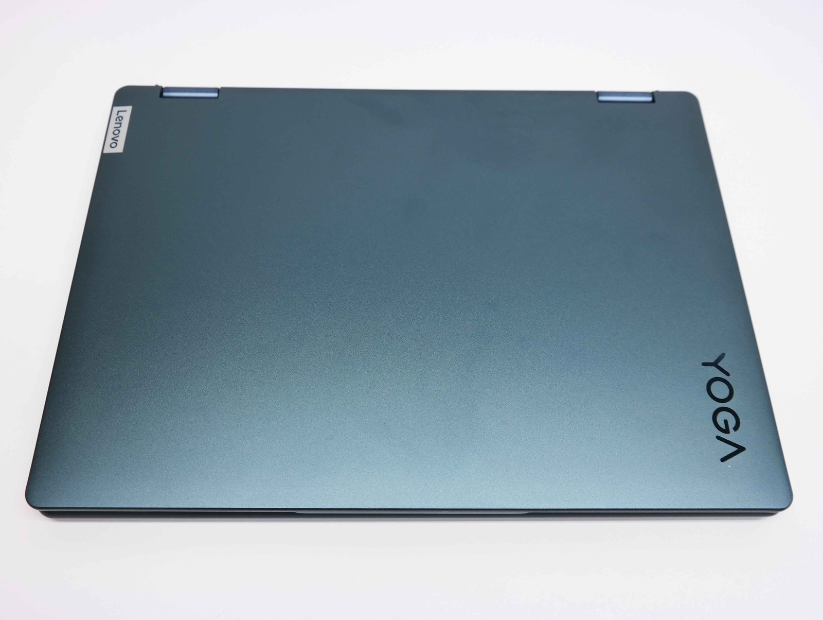 Lenovo Yoga 6 13ABR8 13″ AMD Ryzen 7 7730U 16GB RAM 512GB SSD