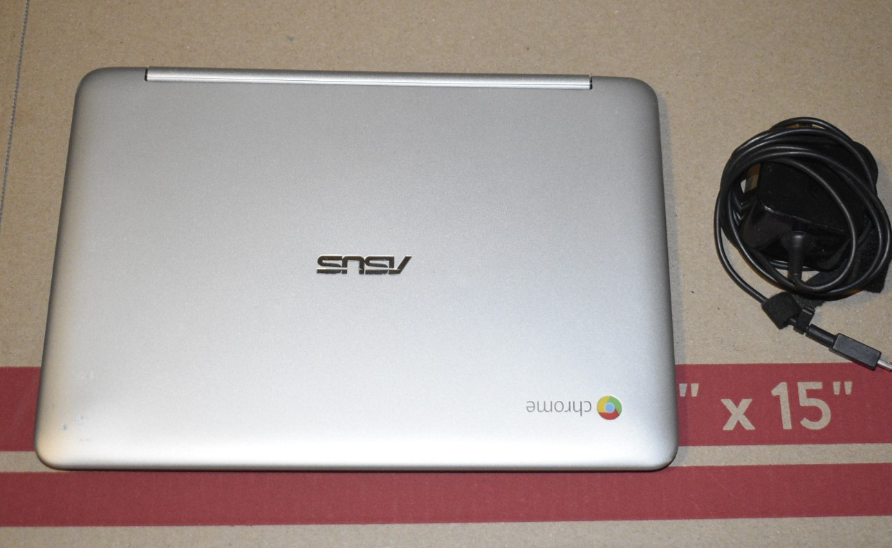 Asus C100P Flip 2-in-1 Touchscreen 10″ Chromebook 1.8GHz 2GB RAM 16GB Notebook