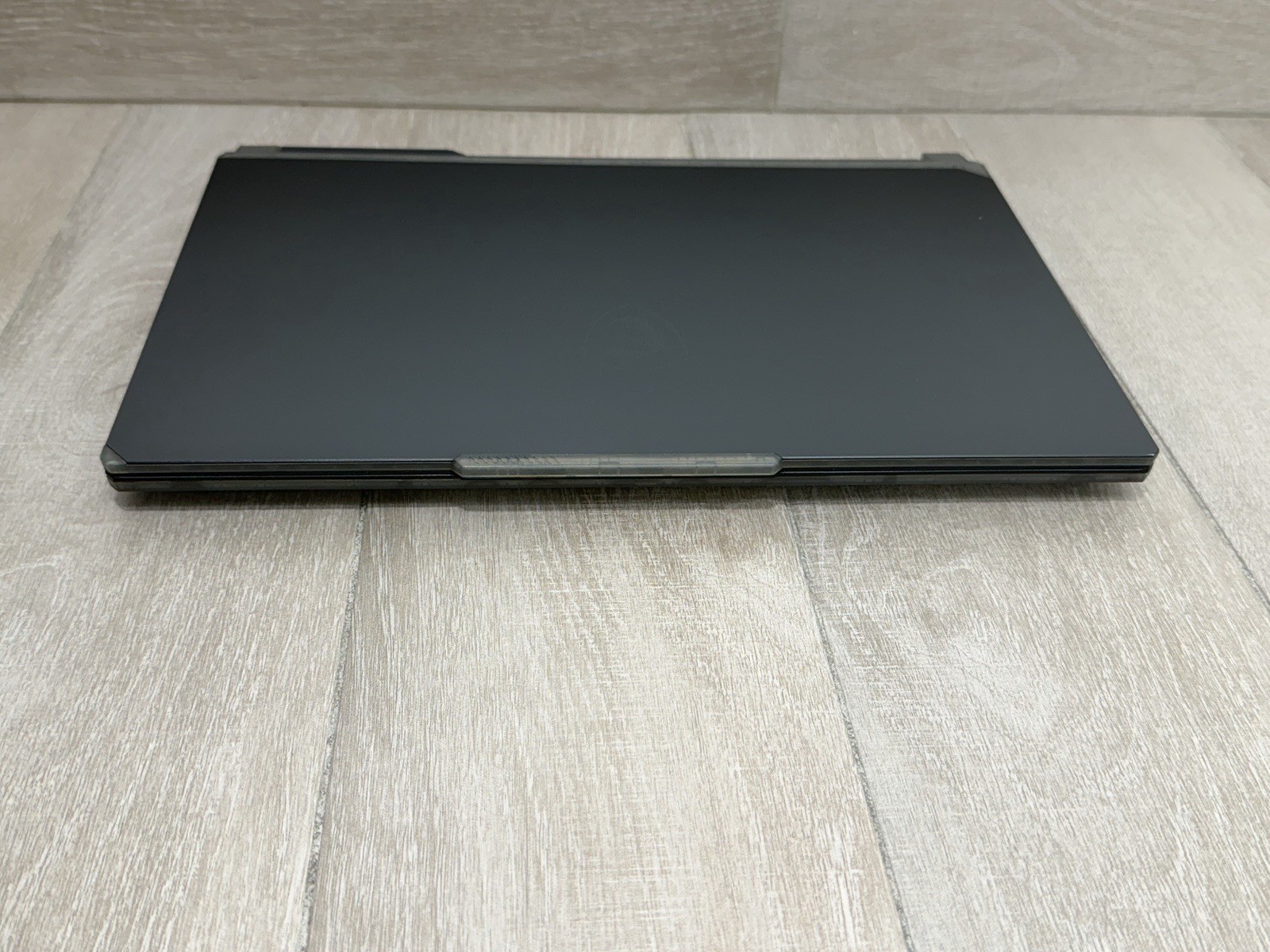 CYBORG 15 A13V 15.6″ Core i7-13620H GeForce RTX 4050 512GB NVMe 8GB RAM Win-11