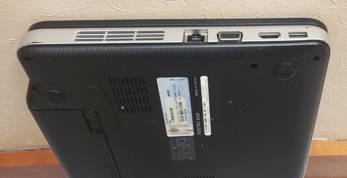 Dell Vostro 2420 Intel Core i3-2348M 2.30GHz 4GB RAM 500GB HDD WEBCAM BLUETOOTH