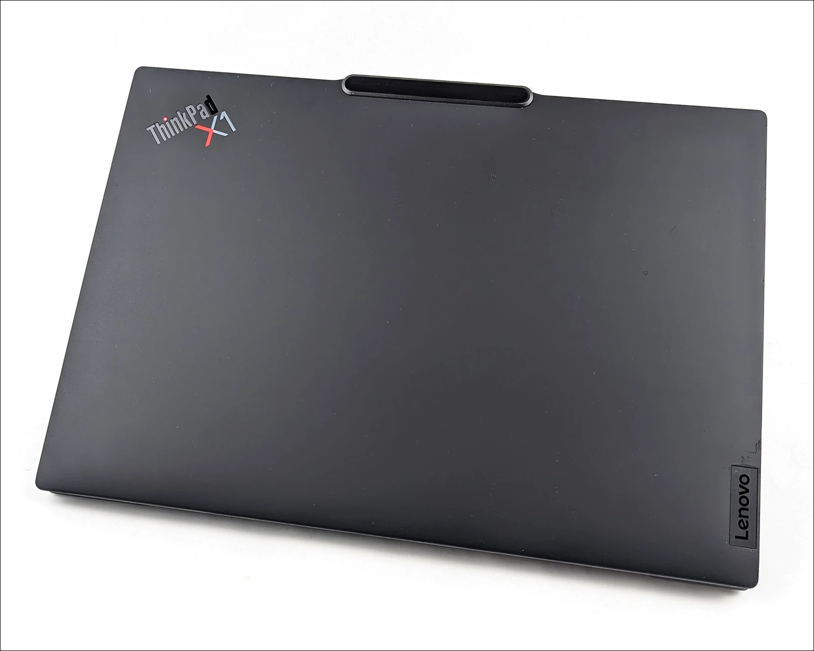 Lenovo ThinkPad X1 Carbon Gen 13 14″ Touchscreen Ultra 7 258V 32GB RAM 512GB SSD