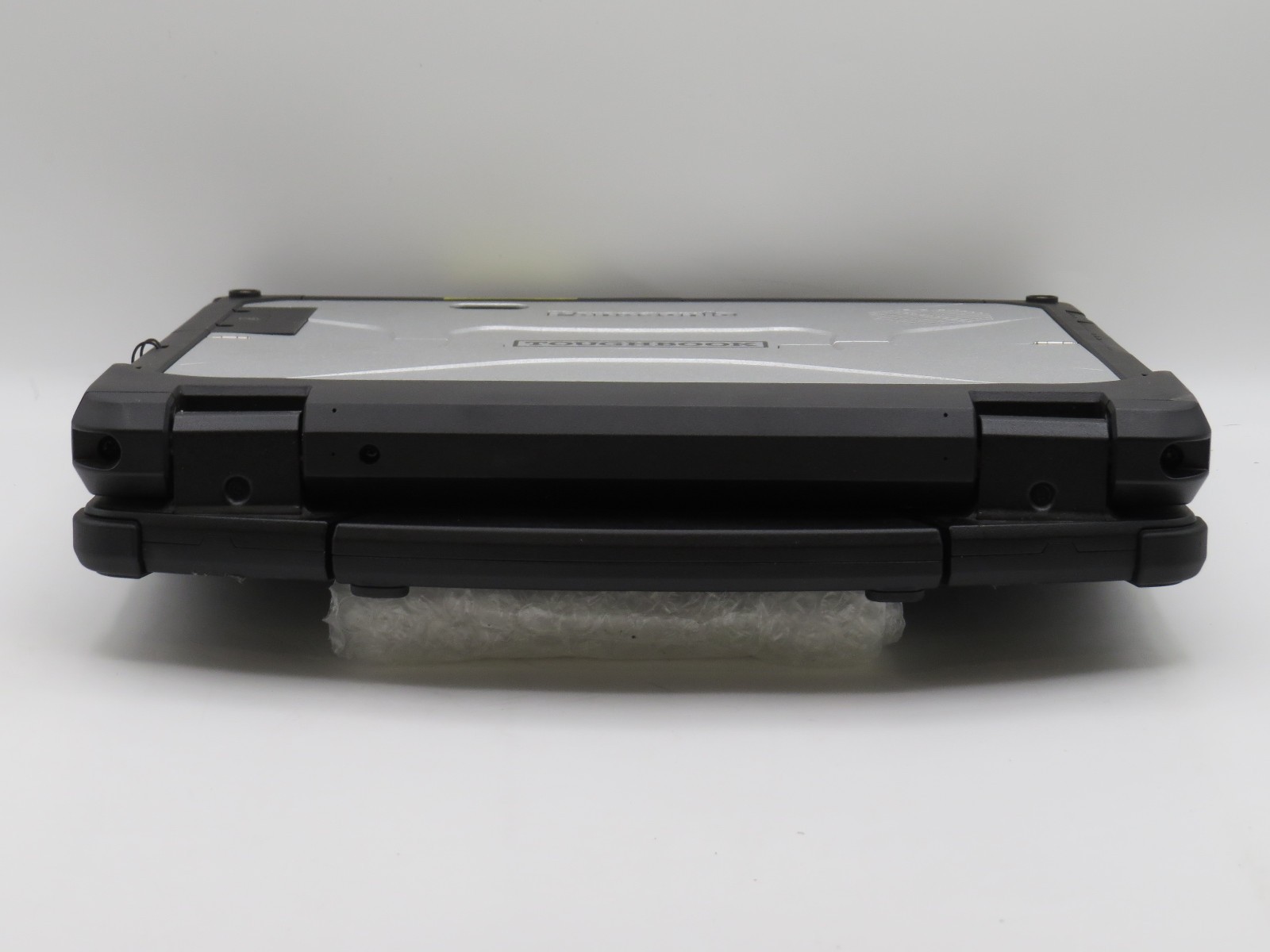 Panasonic CF-33 Toughbook i7-7600U@2.8 | 16/256GB SSD | 12″ Touch | No OS/AC