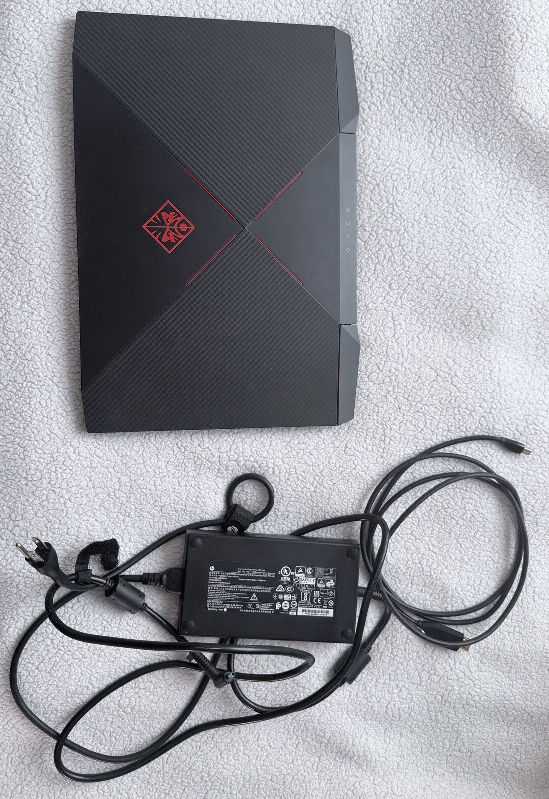 HP Omen 15.6-inch Intel(R) Core(TM) I7-8750H CPU 16GB RAM 256GB SSD GTX 1060