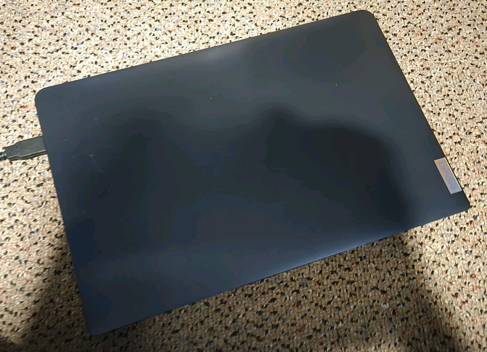 Lenovo IdeaPad 3 Ryzen 7 5700U 512GB SSD Radeon Graphics Zorin OS Linux