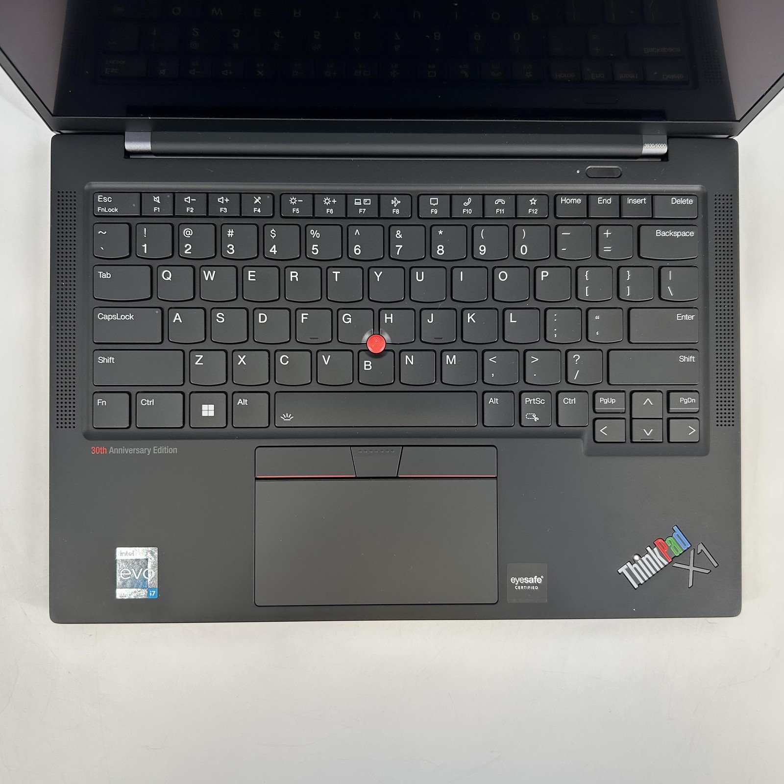 Lenovo ThinkPad X1 Carbon Gen 10 14 FHD+ TOUCH 2.1 GHz i7-1260P 16GB 512GB SSD