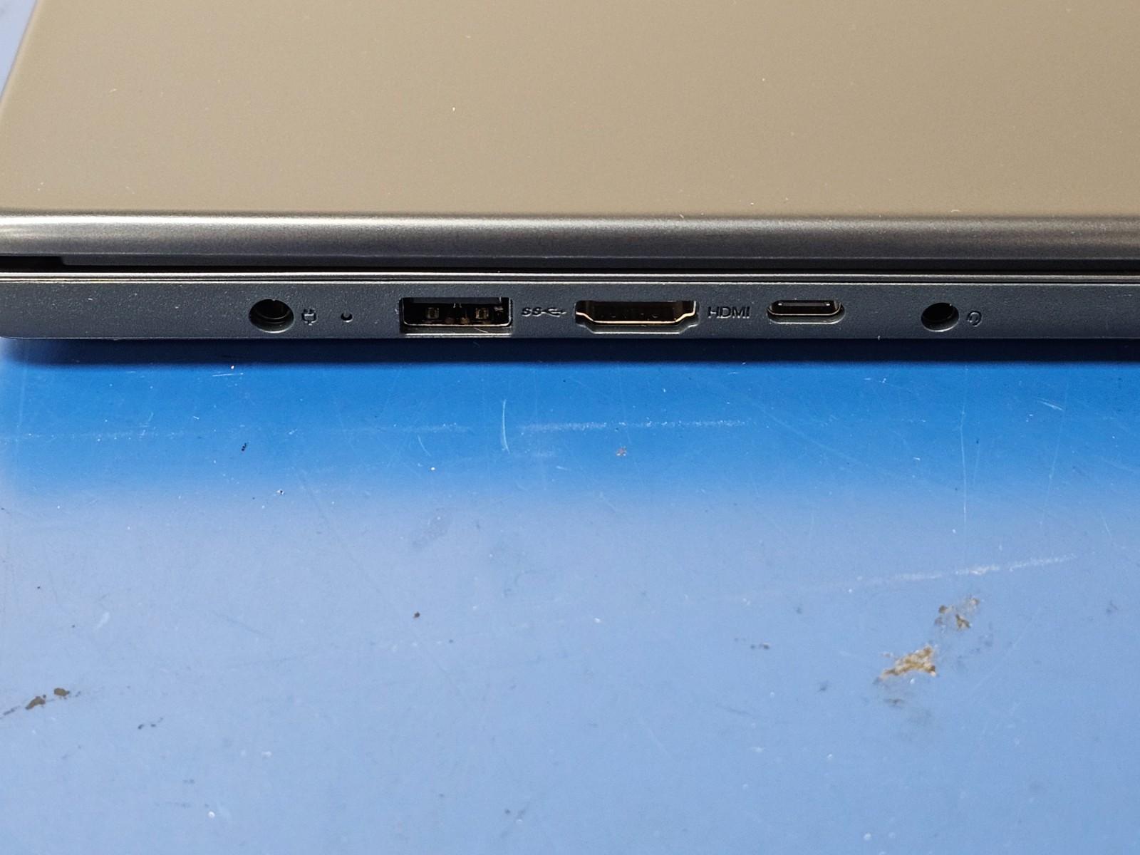 Lenovo Slim 3 15IRH10R, Intel Core 5 210H, 2.20 GHz, 16 GB RAM, 1 TB NVMe SSD