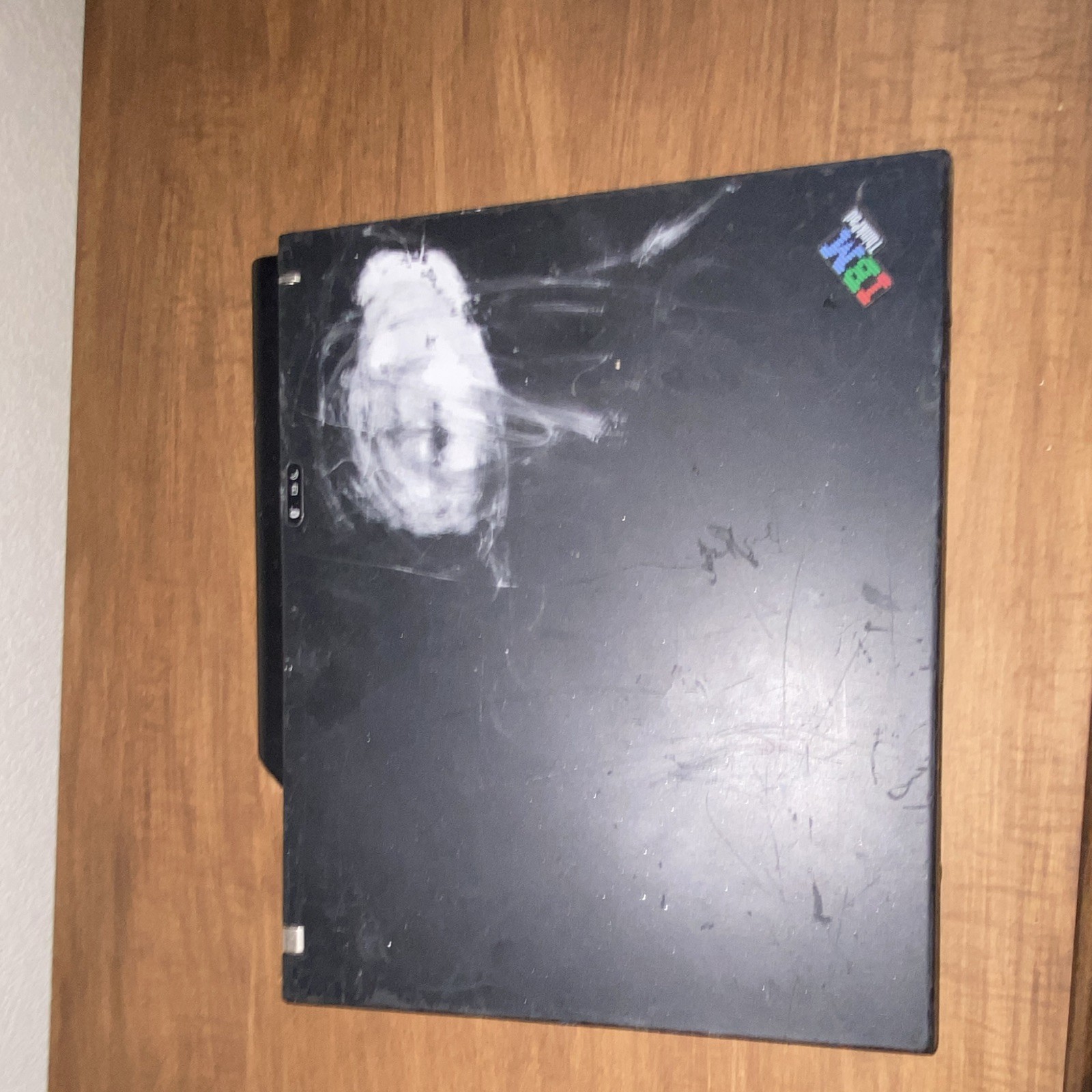 IBM ThinkPad T40 14.1″ Pentium M 1.60GHz 768MB HDD 100GB Black DVD