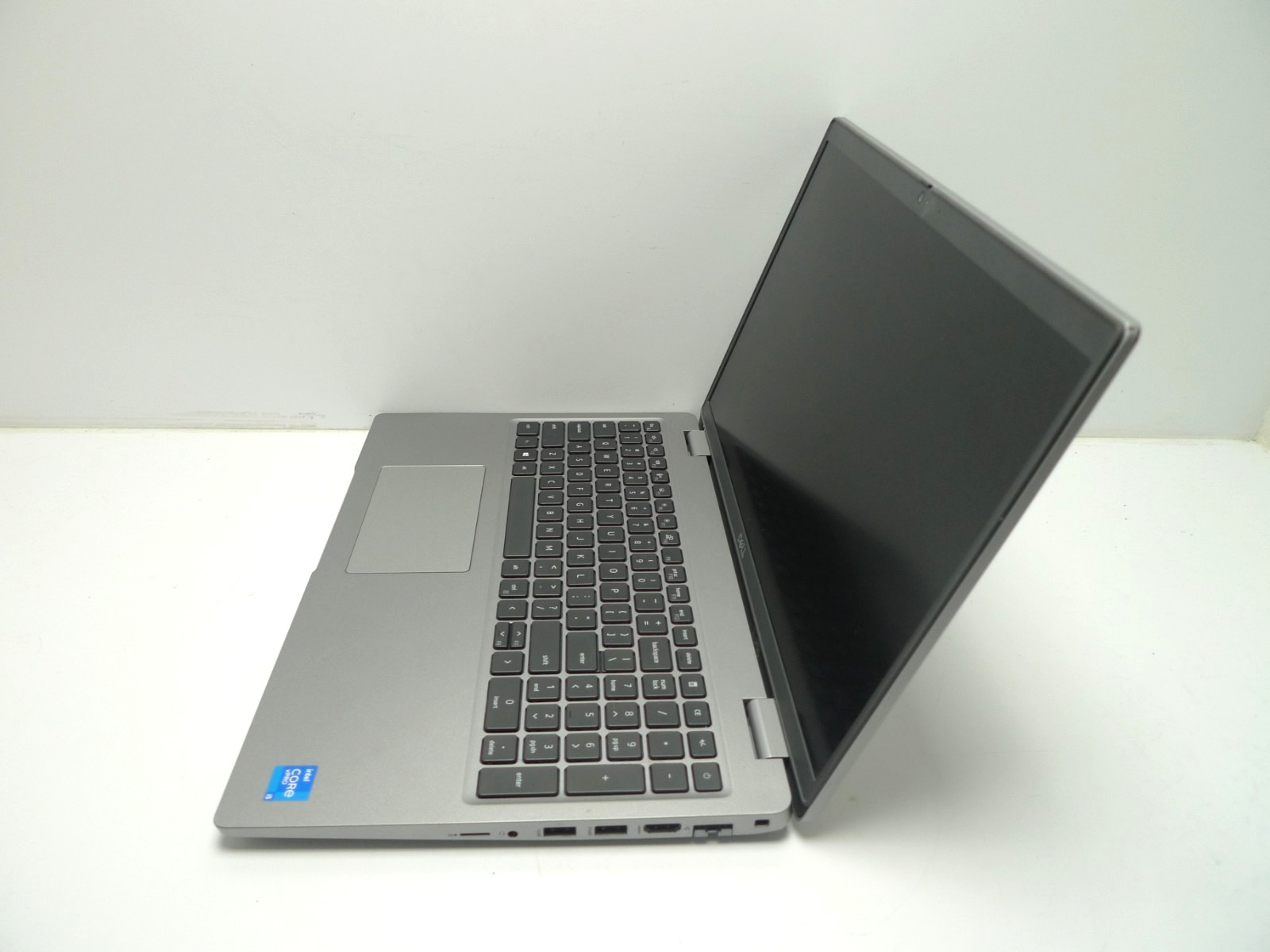 Dell Latitude 5520 | i5-1145G7 | 16GB RAM | 512GB NVMe | Linux | Cord | Read
