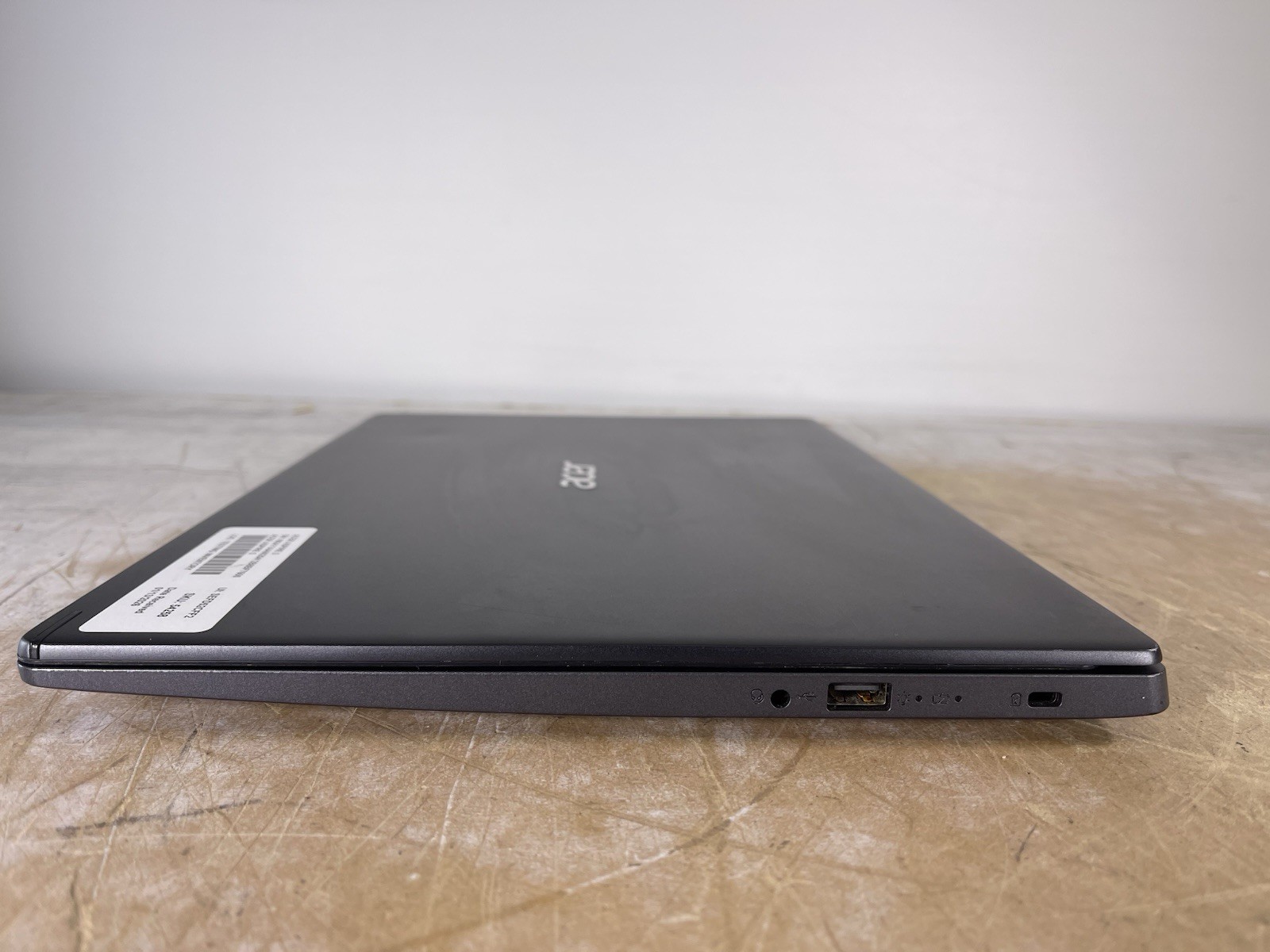 ACER ASPIRE 5 A515-55T-54BM i5-1035G1 @ 1.00GHz, 4GB RAM, NO HDD/OS – (PARTS)