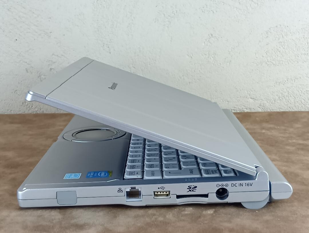 Panasonic Letsnote CF-SX3 Windows10 Pro Core i5 RAM4GB SSD 256GB 4GB Used